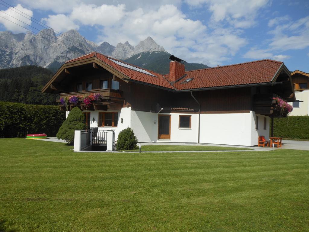 Haus Rieder Lägenhet Pfarrwerfen Exteriör bild