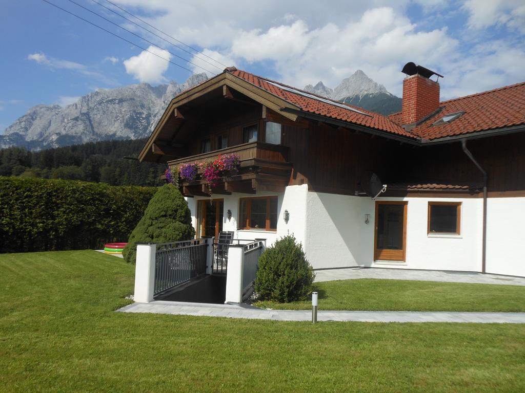 Haus Rieder Lägenhet Pfarrwerfen Exteriör bild